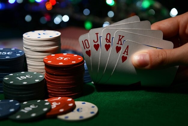 rjslot88 Explore rjslot88 Casino Tables and Slots